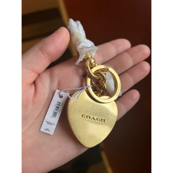 Disney X Coach Villains Keychain, Unisex, Gold, One size - Picture 7 of 7